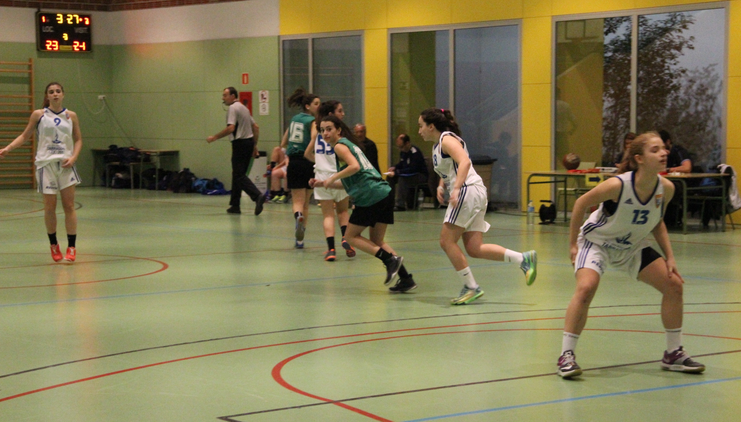 DERROTA DAVANT D’UN DELS EQUIPS MÉS EN FORMA