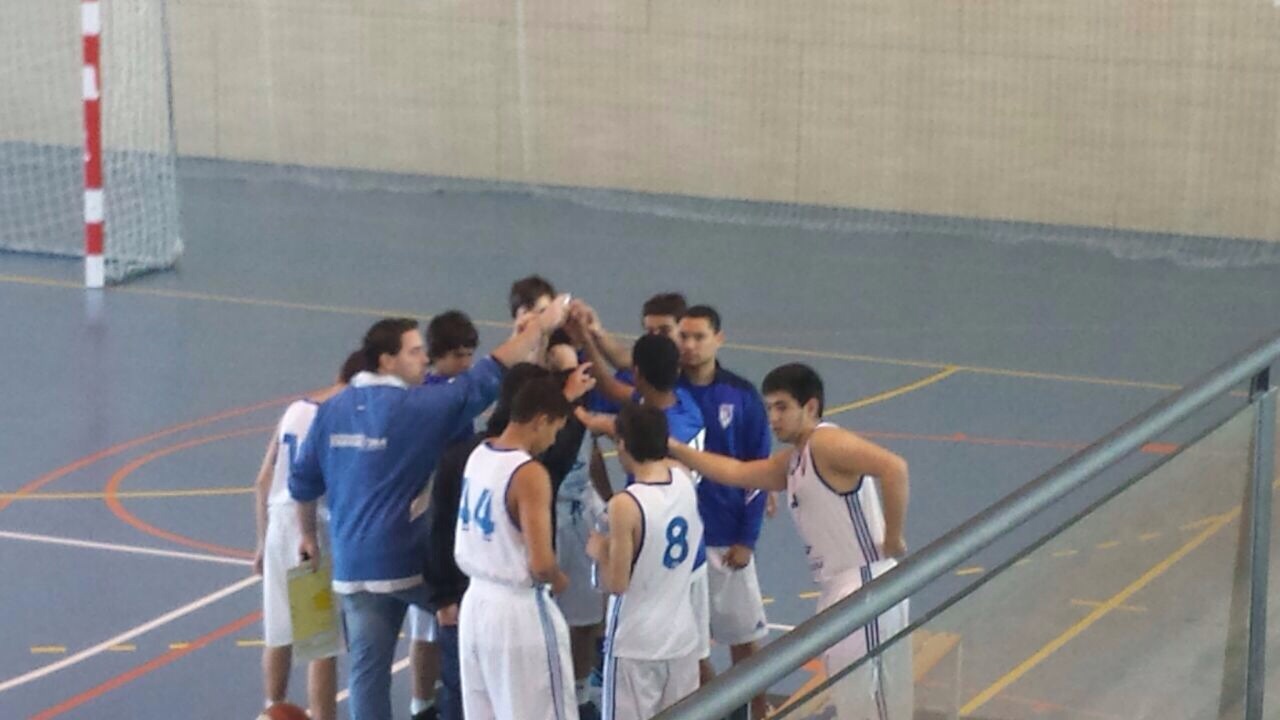 EL JM2B PERD PERÒ SALVA L’AVERAGE