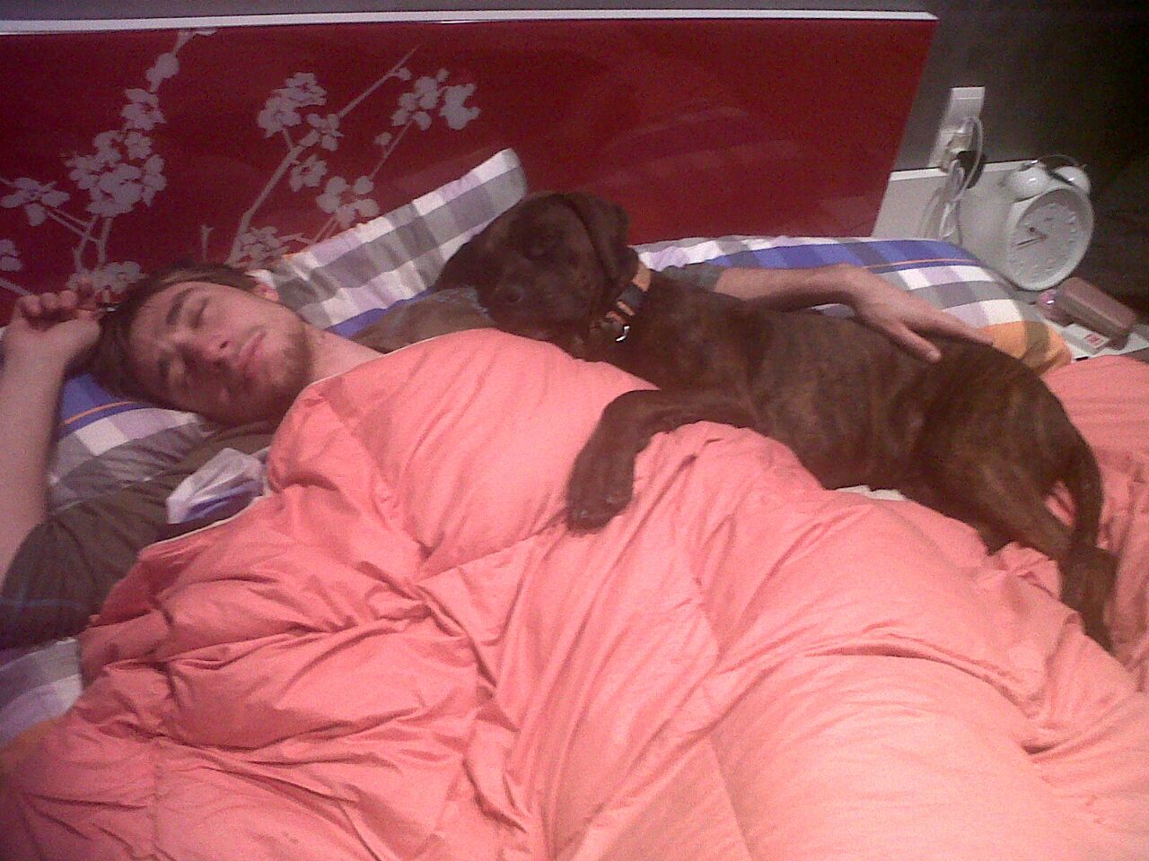 “M’AGRADA TOCAR EL PIANO”