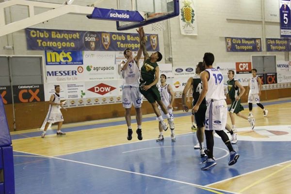 VICTÒRIA CONTRA EL ST NORBERT DE WISCONSIN DE LA NCAA III