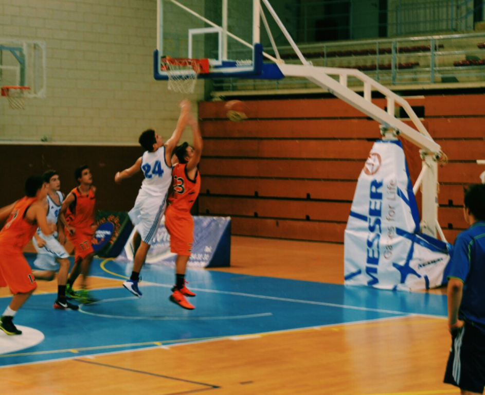 VICTÒRIA DEL CM2A CONTRA CB VALLS