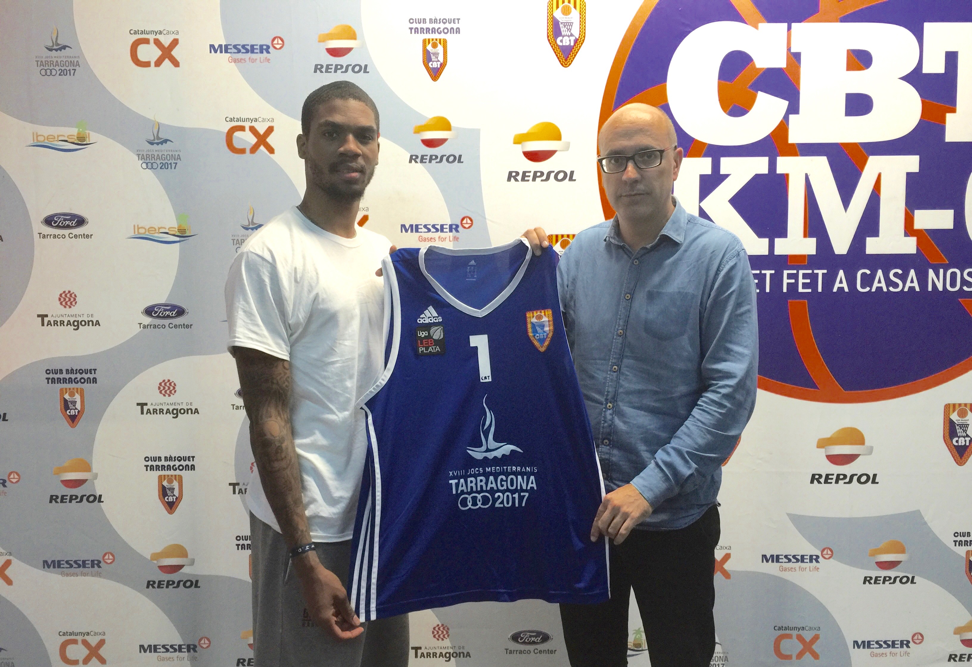 JAMAL WILSON PRESENTAT COM A NOU JUGADOR DEL CBT