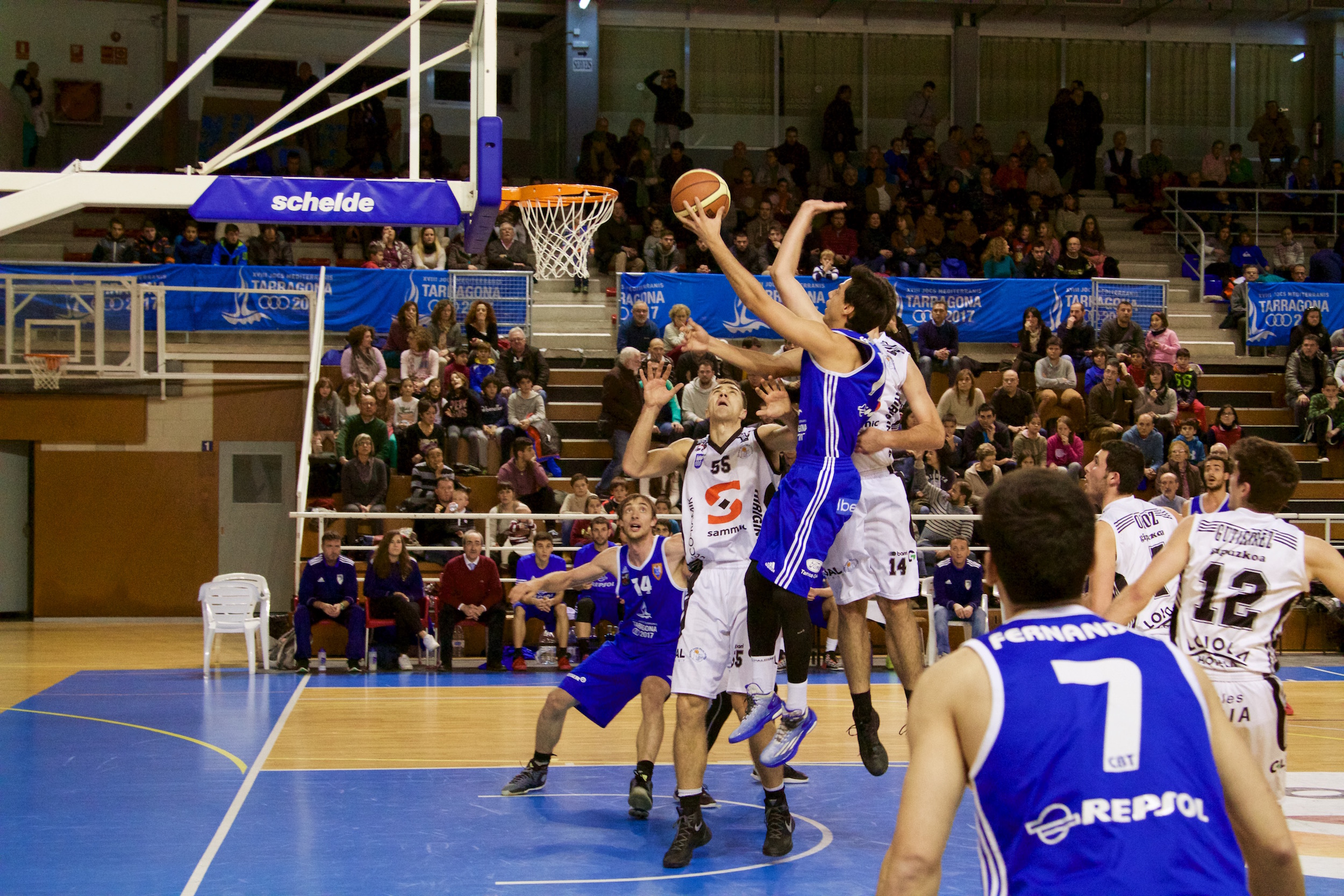 DURA DERROTA AL SERRALLO