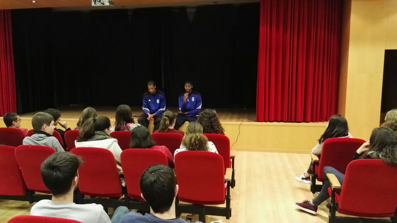 ORION I JAMAL VISITEN LESTONNAC