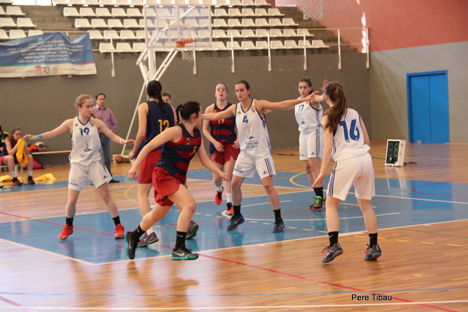 EL TGNA FEM BQ JUNIOR A PROP DE LA VICTÒRIA A CASA DEL LÍDER