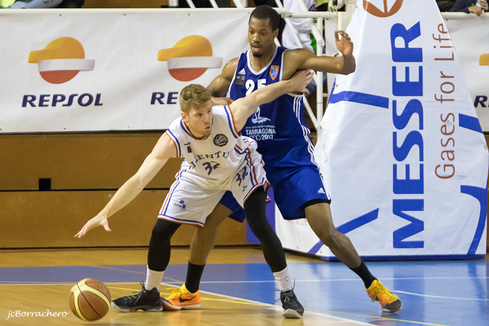 EL CBT BUSCA AVANTATGE EN LA SEMIFINAL