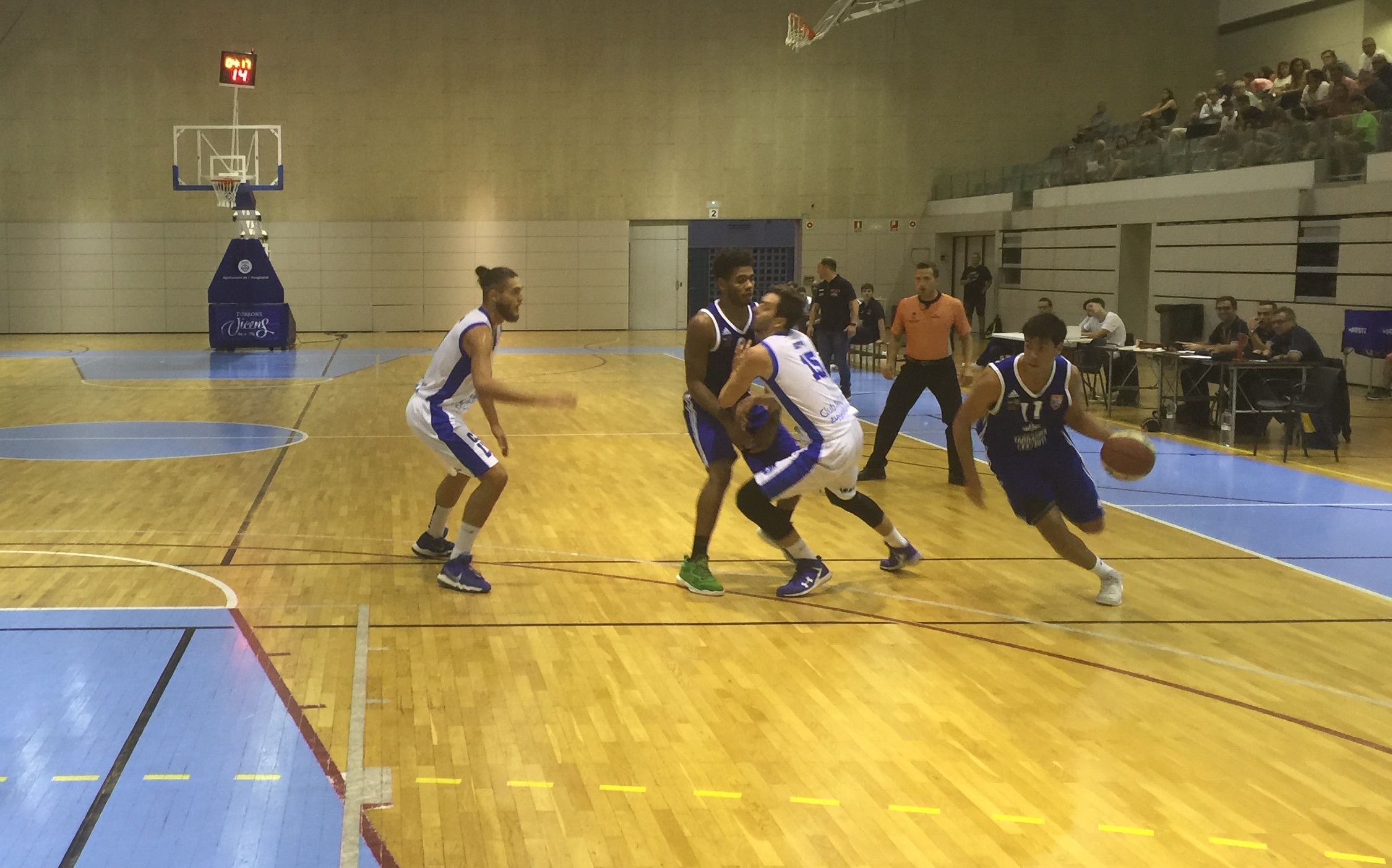 DERROTA QUE COMPLICA LA ELIMINATORIA