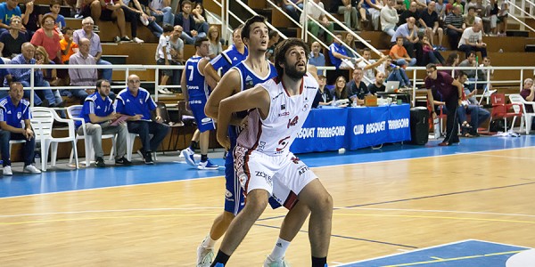 lander-segurola-defendiendo-el-reboto-a-dani-martinez