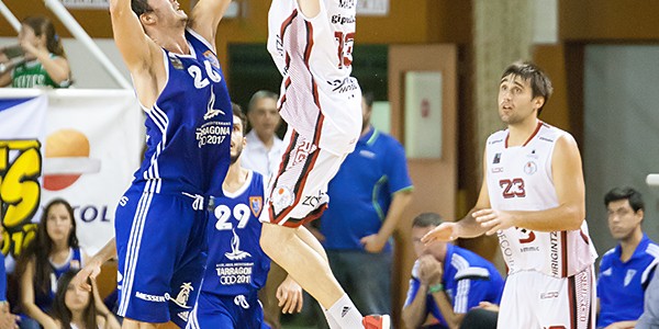 lanzamiento-de-maiza-frente-a-martinez