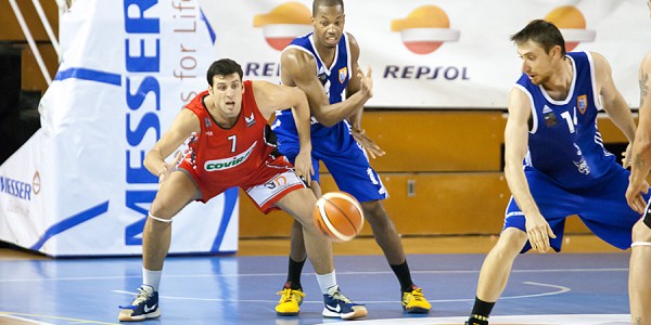 orion-y-alejandro-luchando-por-la-posicion