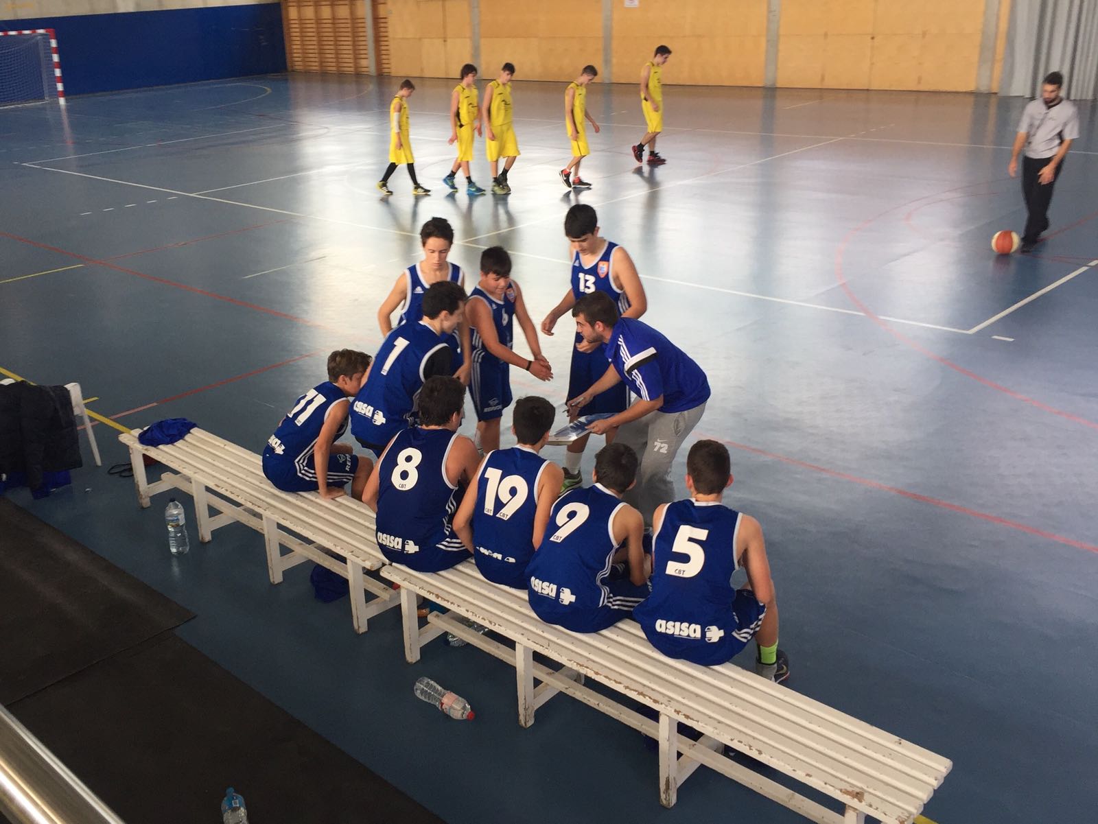 EL CM1B CAU A LA SENIA EN UN MAL PARTIT