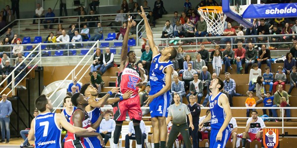 lanzamiento-en-bomba-de-boubacar-fadiala