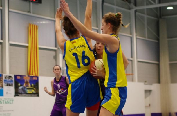 TANT REMAR PER QUEDAR-SE A LA RIBA