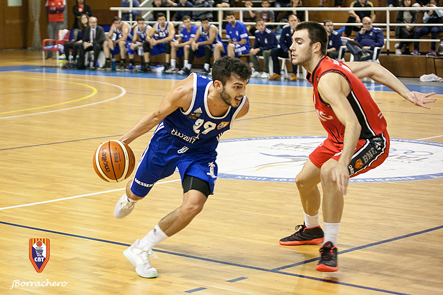 EL CBT BUSCA TORNAR A GUANYAR FORA