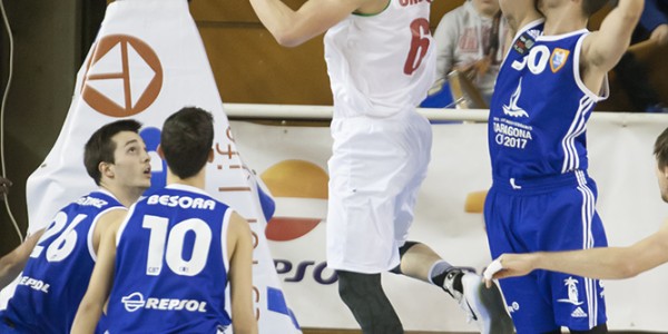 entrada-comoda-de-nikolas-kavale