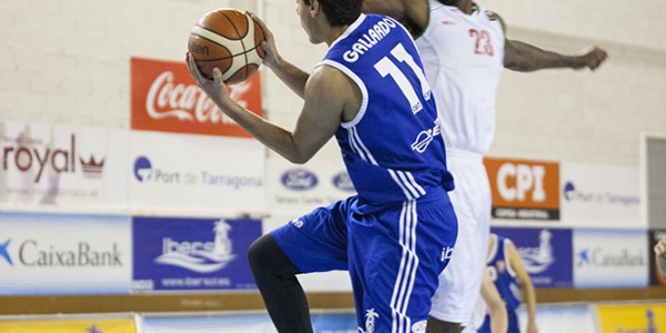 jean-rony-evitando-el-tiro-de-diego-gallardo