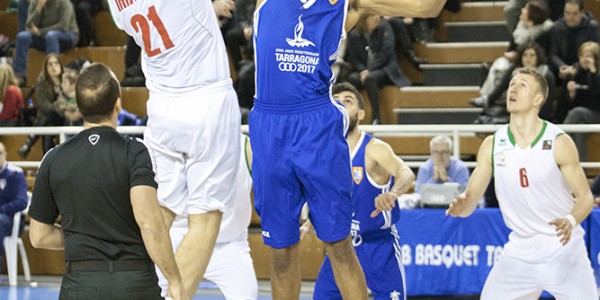 orion-y-iriarte-en-el-salto-inicial