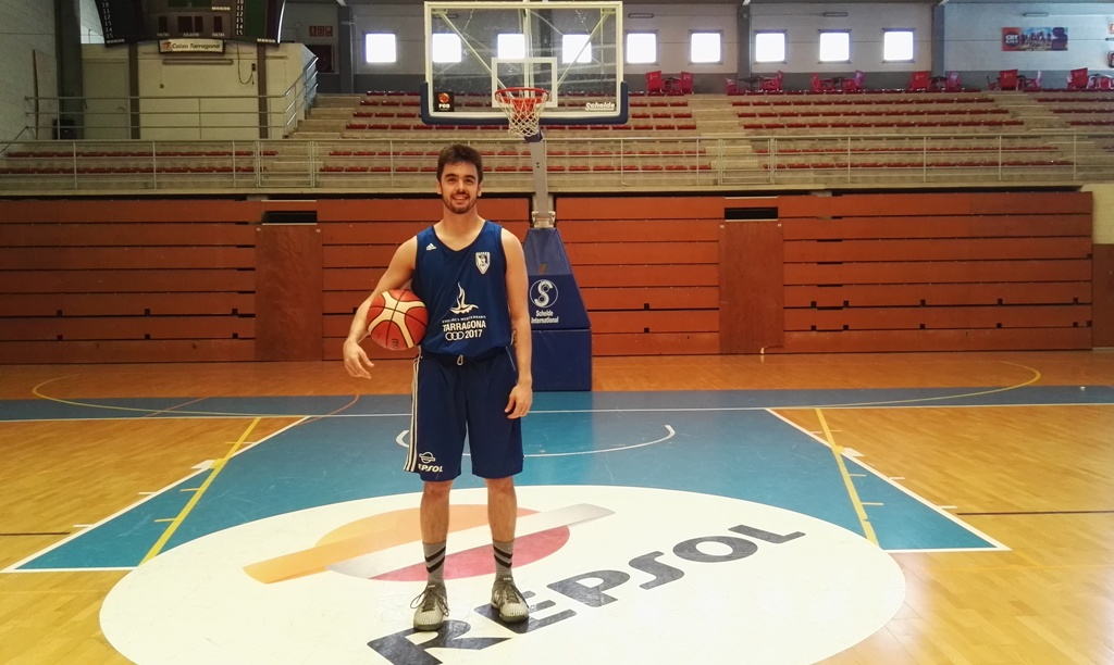 JOSÉ GONZÁLEZ: “JO SÍ CREC EN LA PERMANÈNCIA”