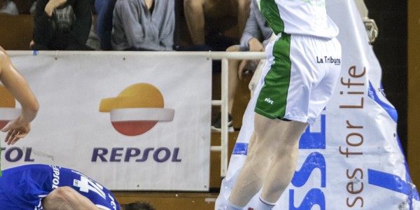 Mate de Ragnar Agust ante el golpe de Ferran Torres