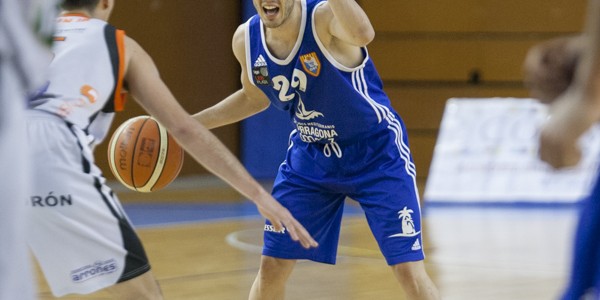 Ordenando jugada Xavi Hernandez