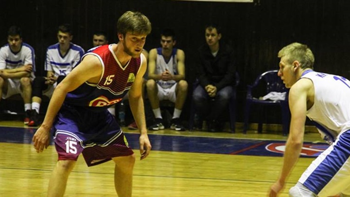 MIHAJLO ZVONAR A ARRIBA AL CBT