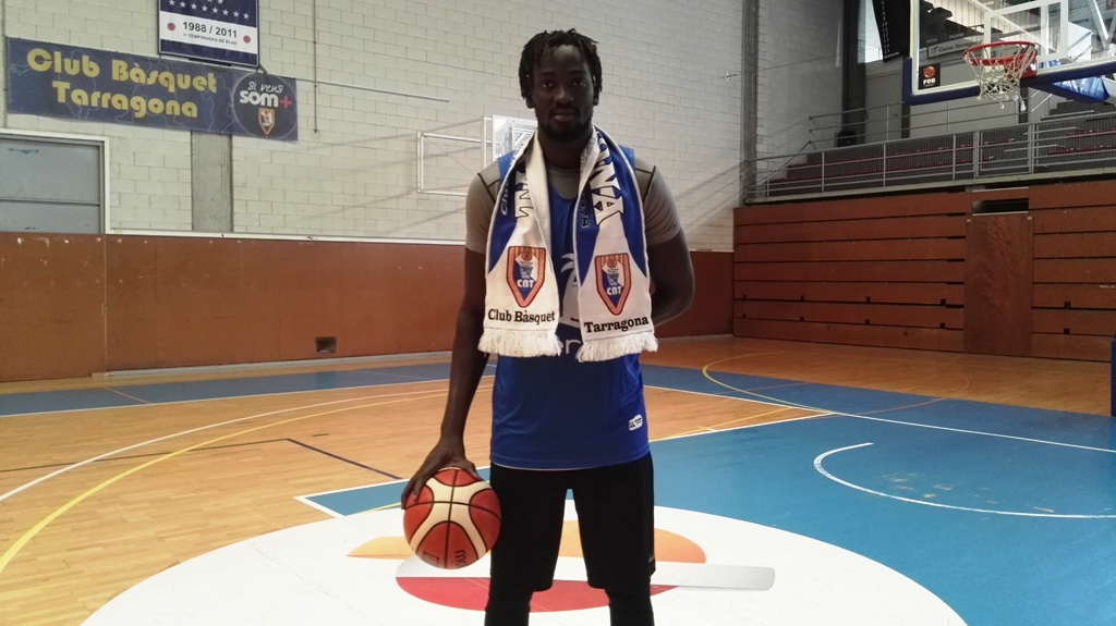 PAPE MBAYE ARRIBA A L’IBERSOL CBT