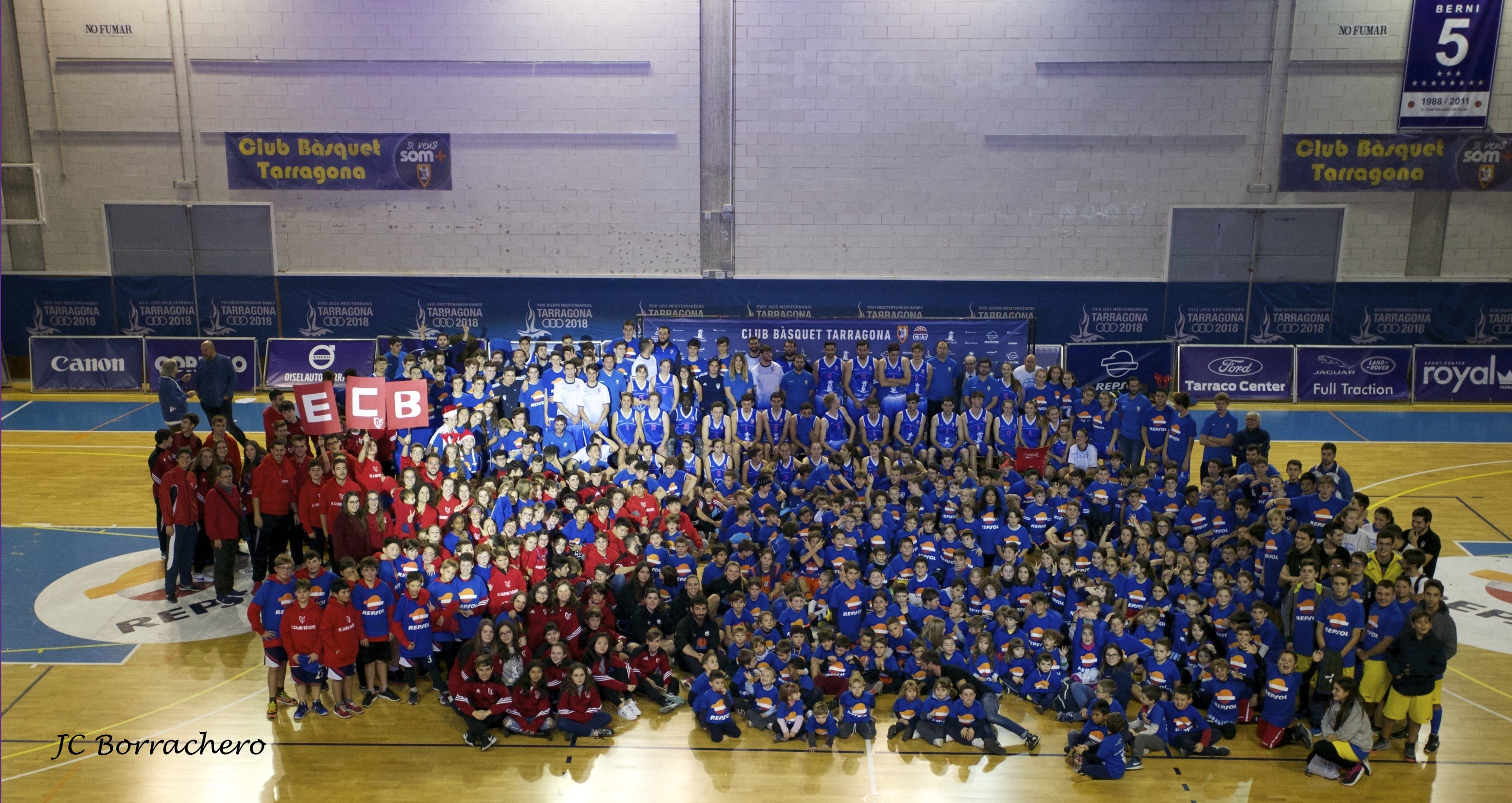 EL CBT PRESENTA TOTS ELS EQUIPS DE LA BASE