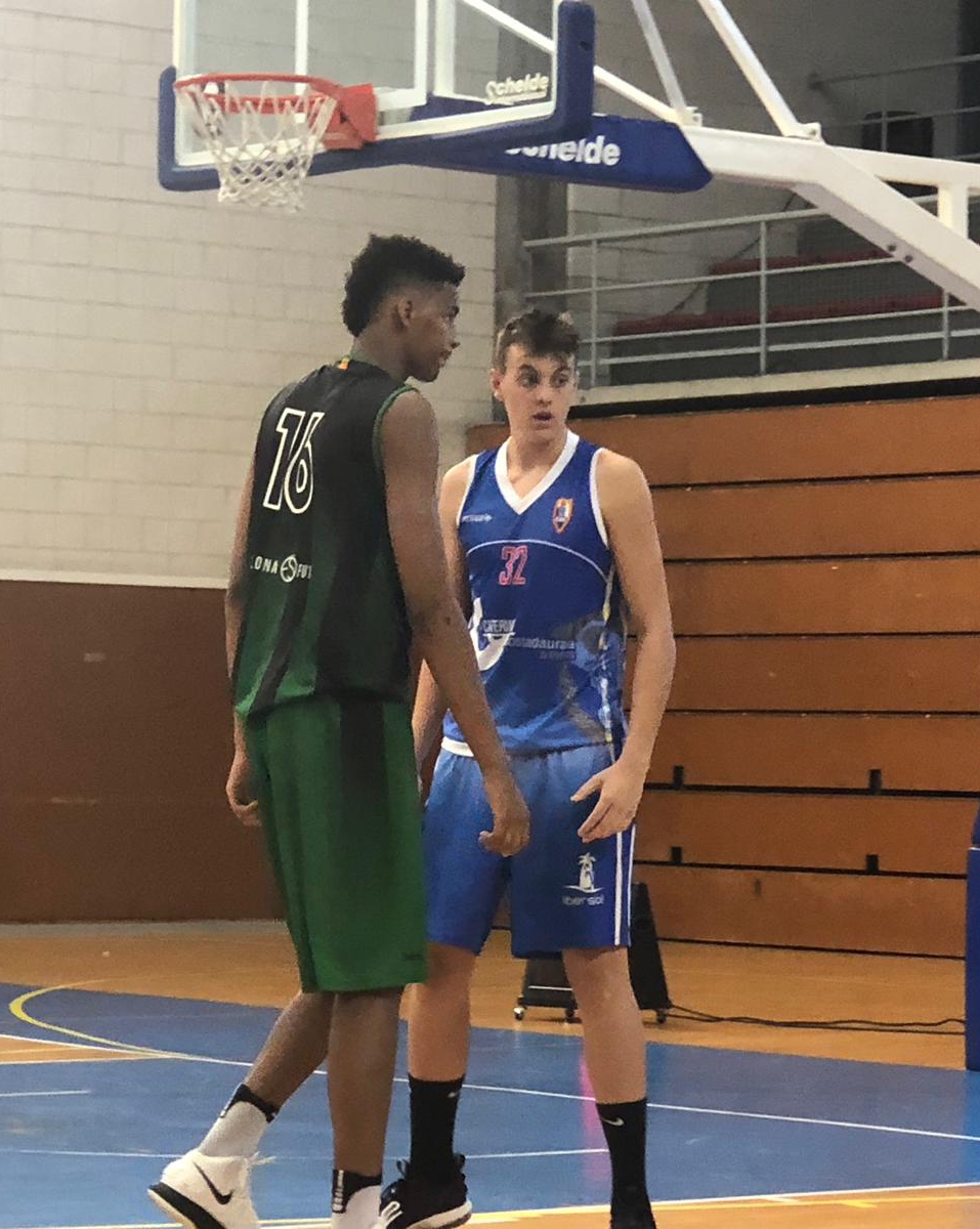 EL JMA CAU DAVANT LA PENYA EN UN PARTIT EN EL QUE MEREIXIA MÉS