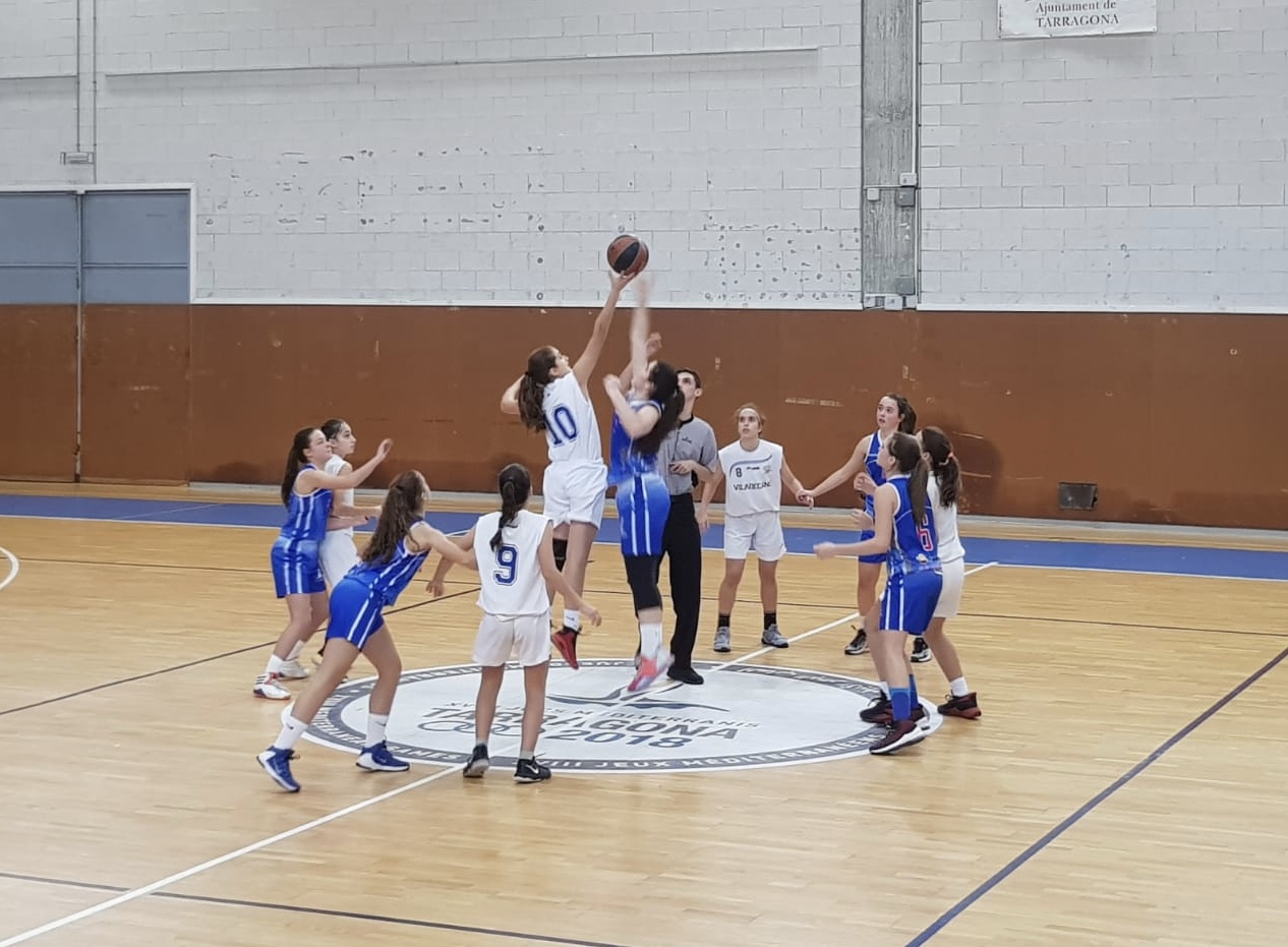 DUES CARES DE L’IFA CONTRA EL VILADECANS