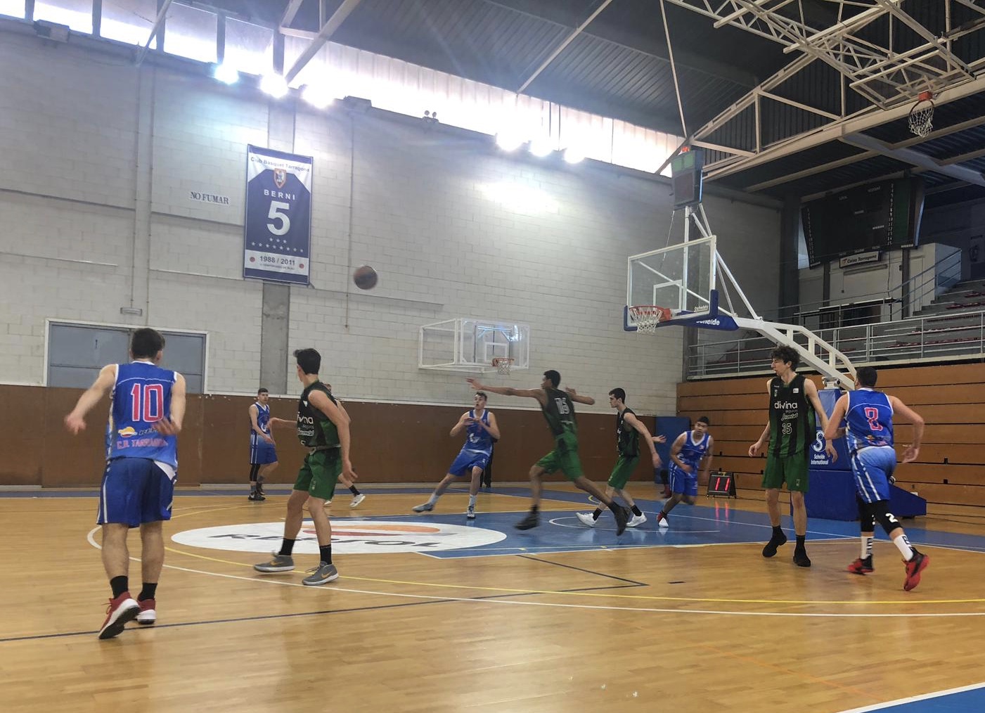 BON PARTIT CONTRA LA PENYA TOT I LA DERROTA