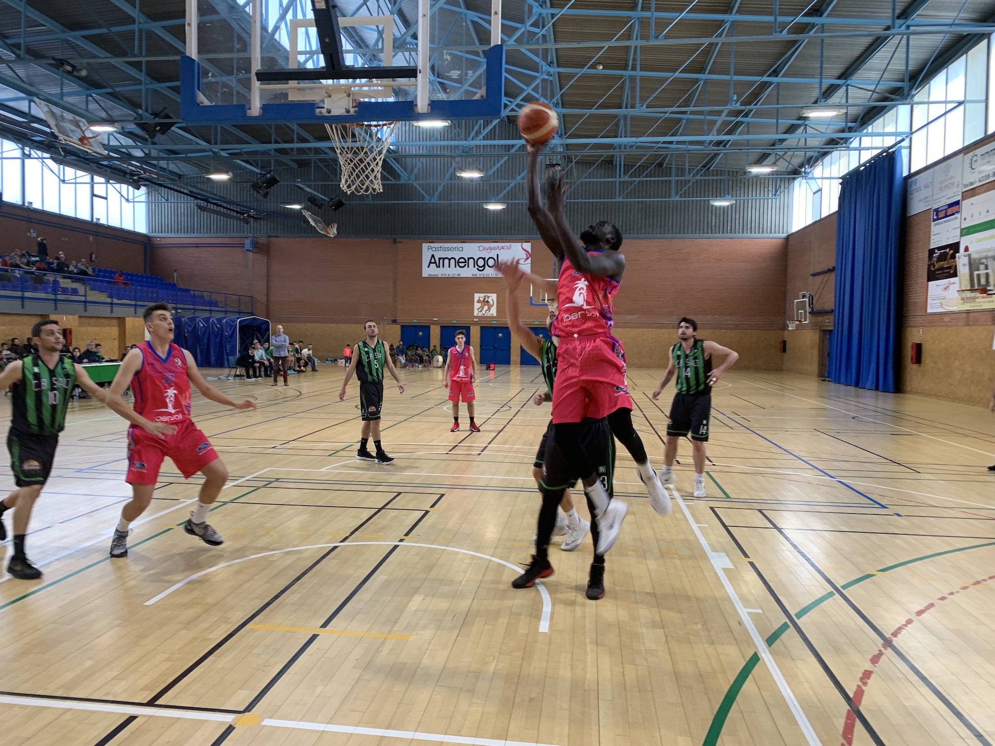 ABONATS AL PATIMENT.