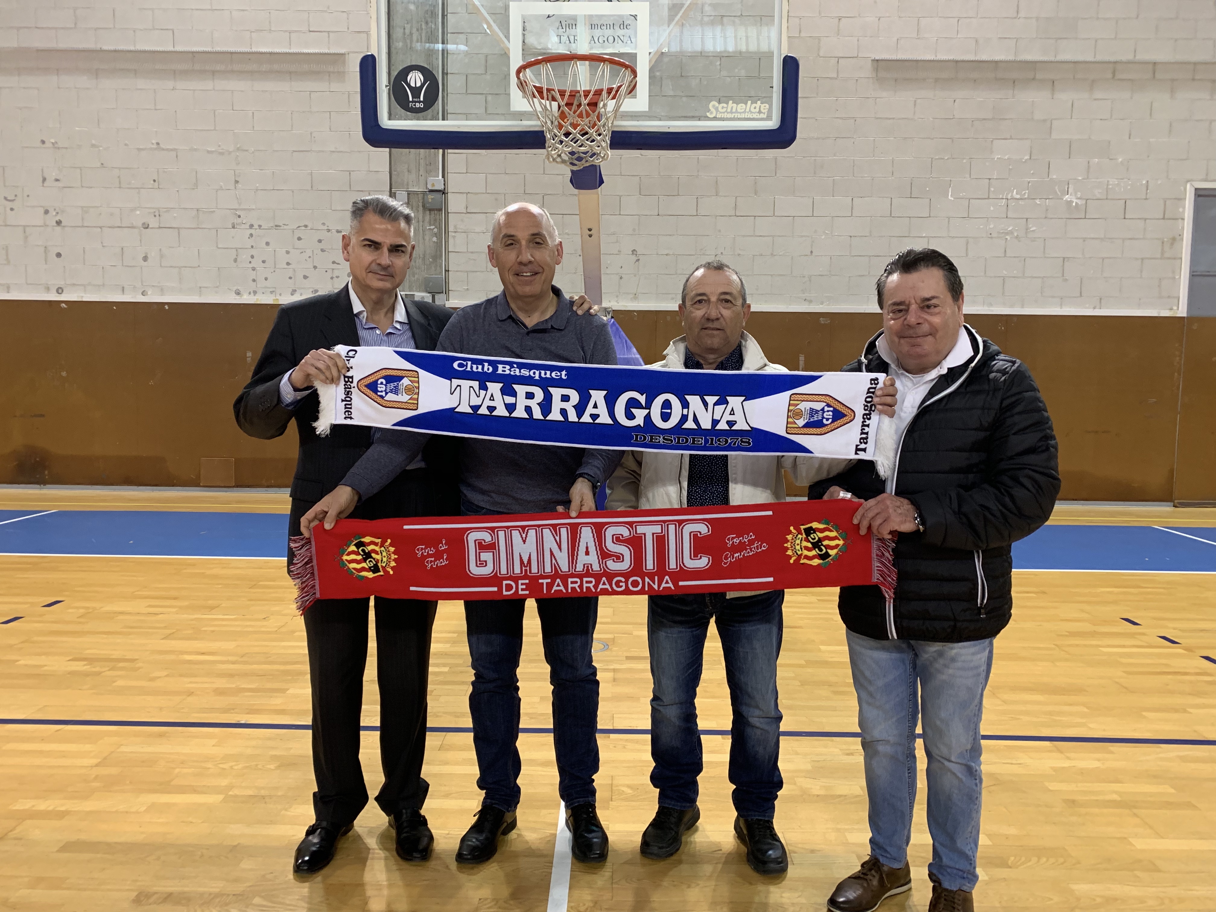 SUPORT A LA INICIATIVA PER NOMBRAR A ANDREU FILL PREDILECTE