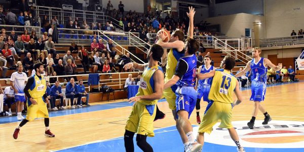 EBA_1001 copia.eps D9