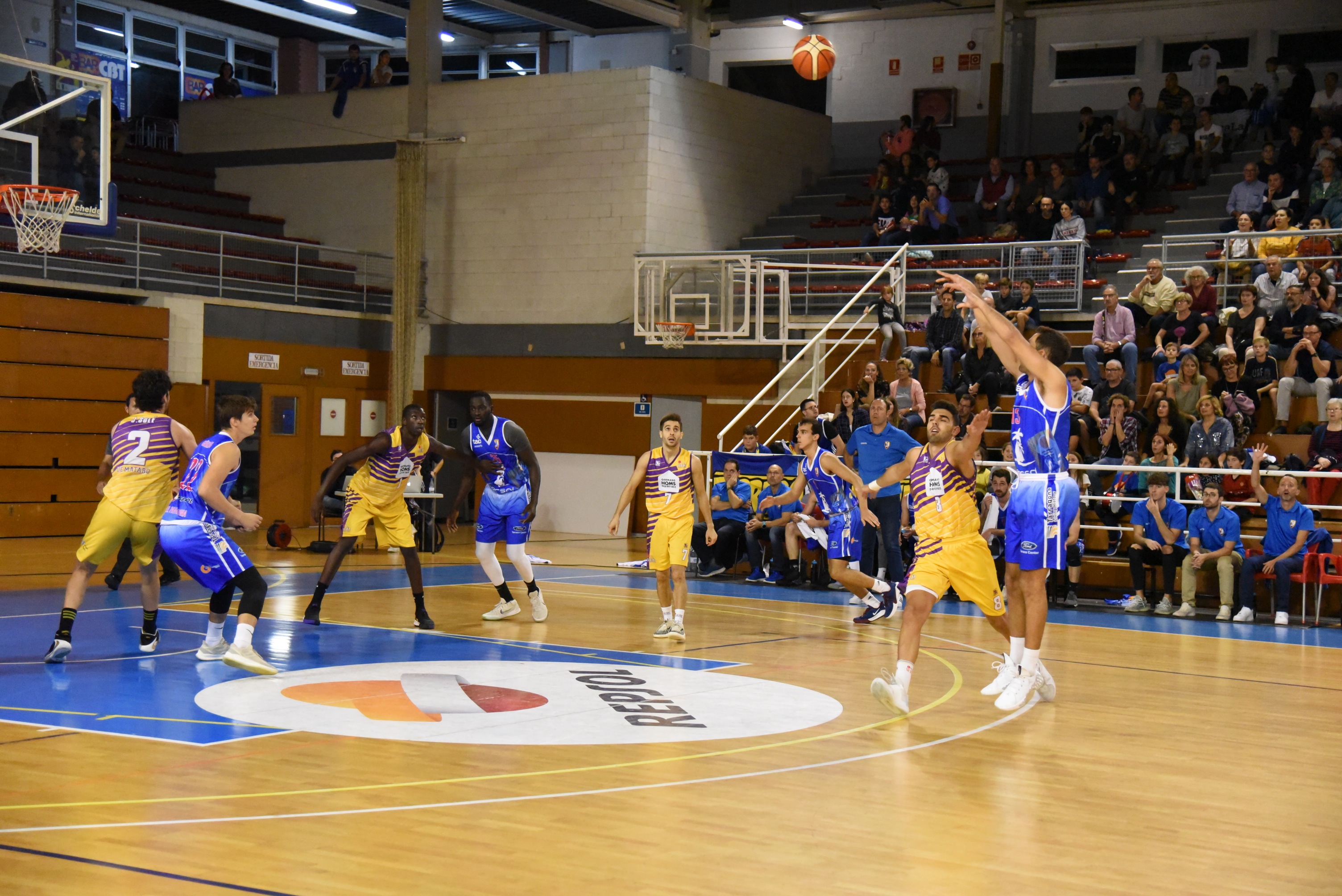 L’IBERSOL CBT VENÇ EL LÍDER AL SERRALLO