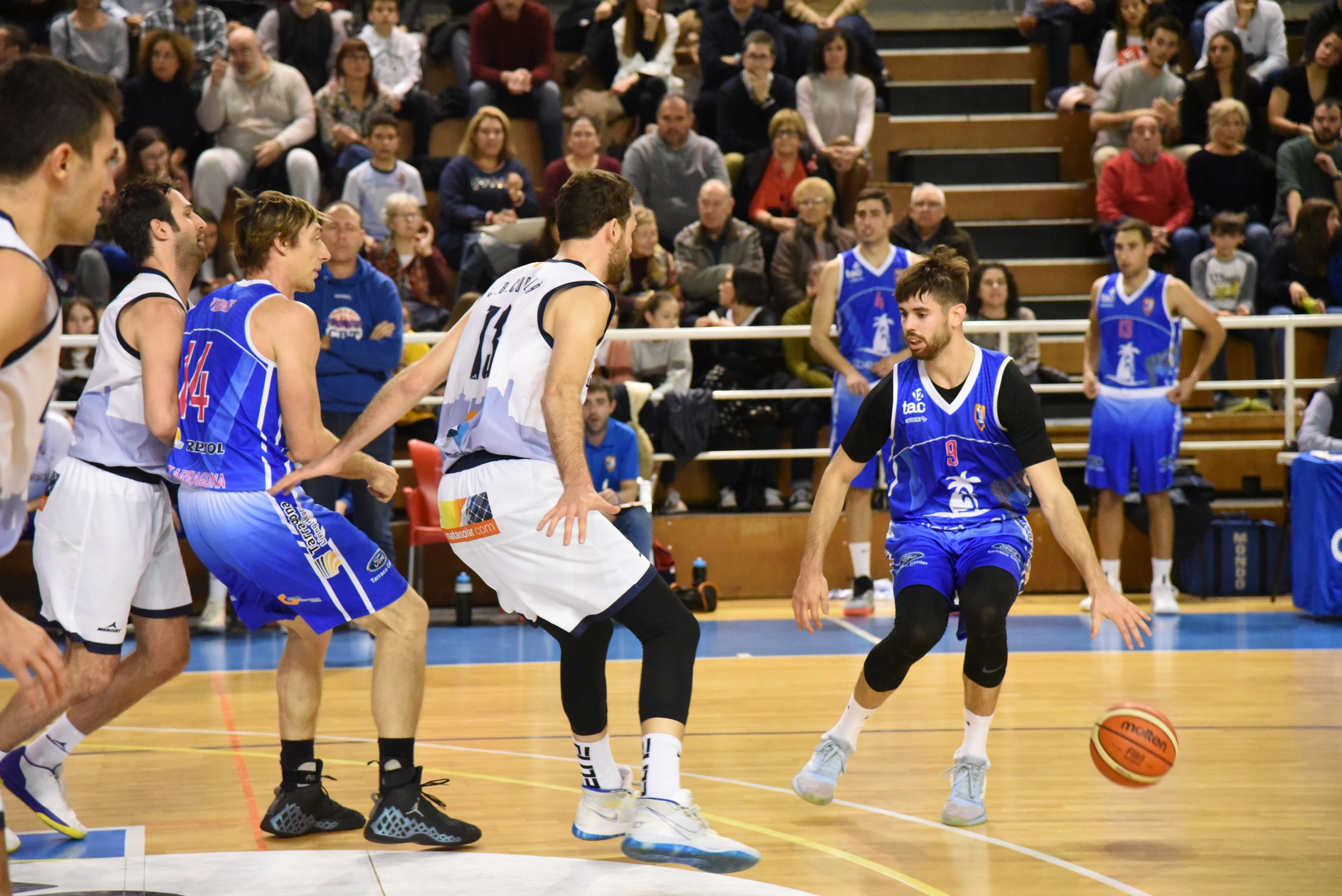 PRIMERA DERROTA AL SERRALLO