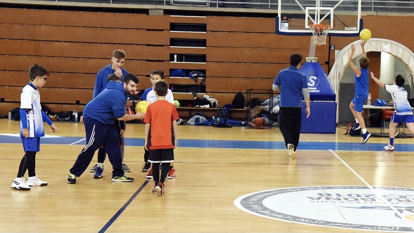 Entrevista a Iván Arnillas: “El més important per a mi és que les jugadores disfrutin a la pista, s’atreveixin a fer i a equivocar-se”