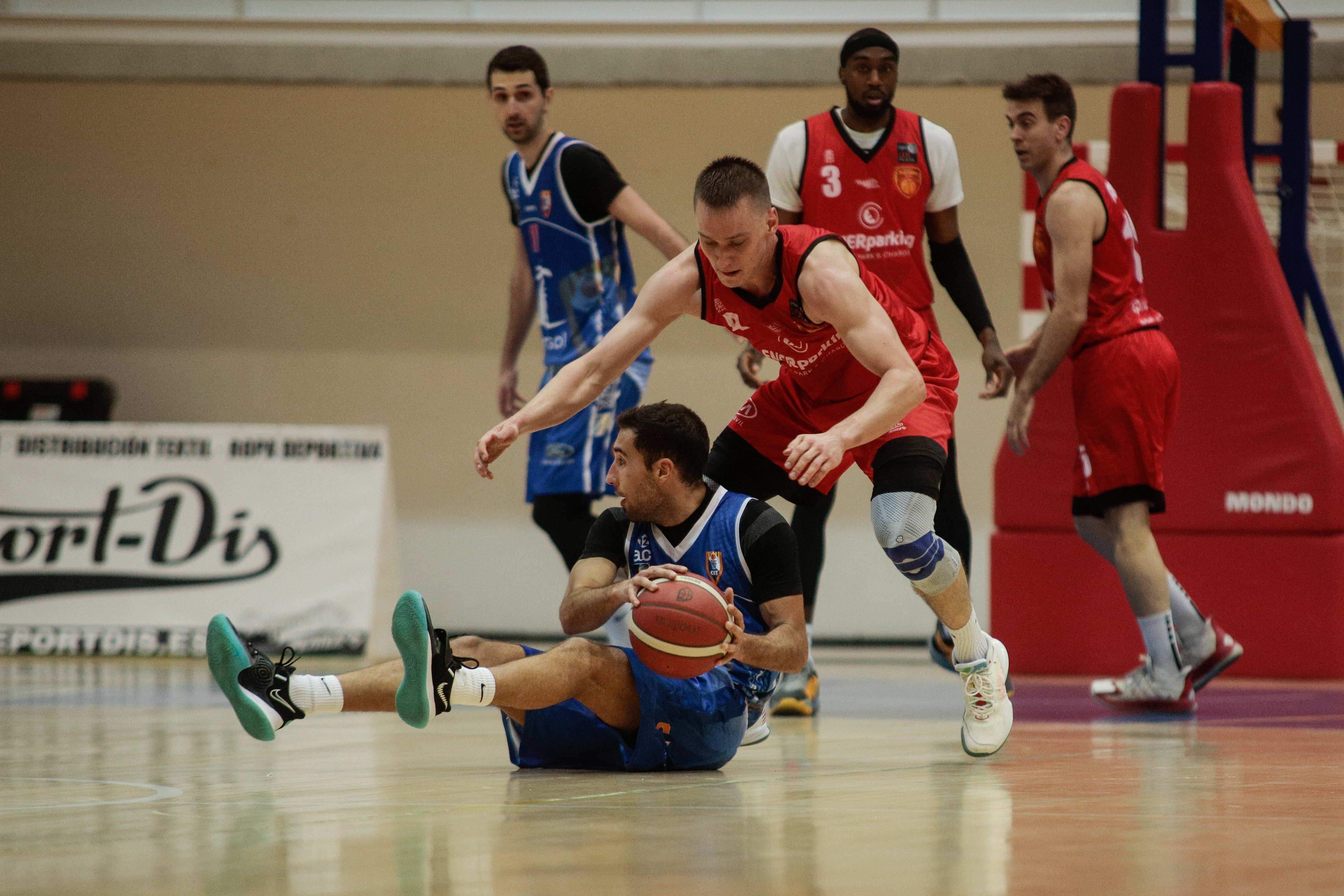 BASKET NAVARRA 68 – 73 IBERSOL CBT