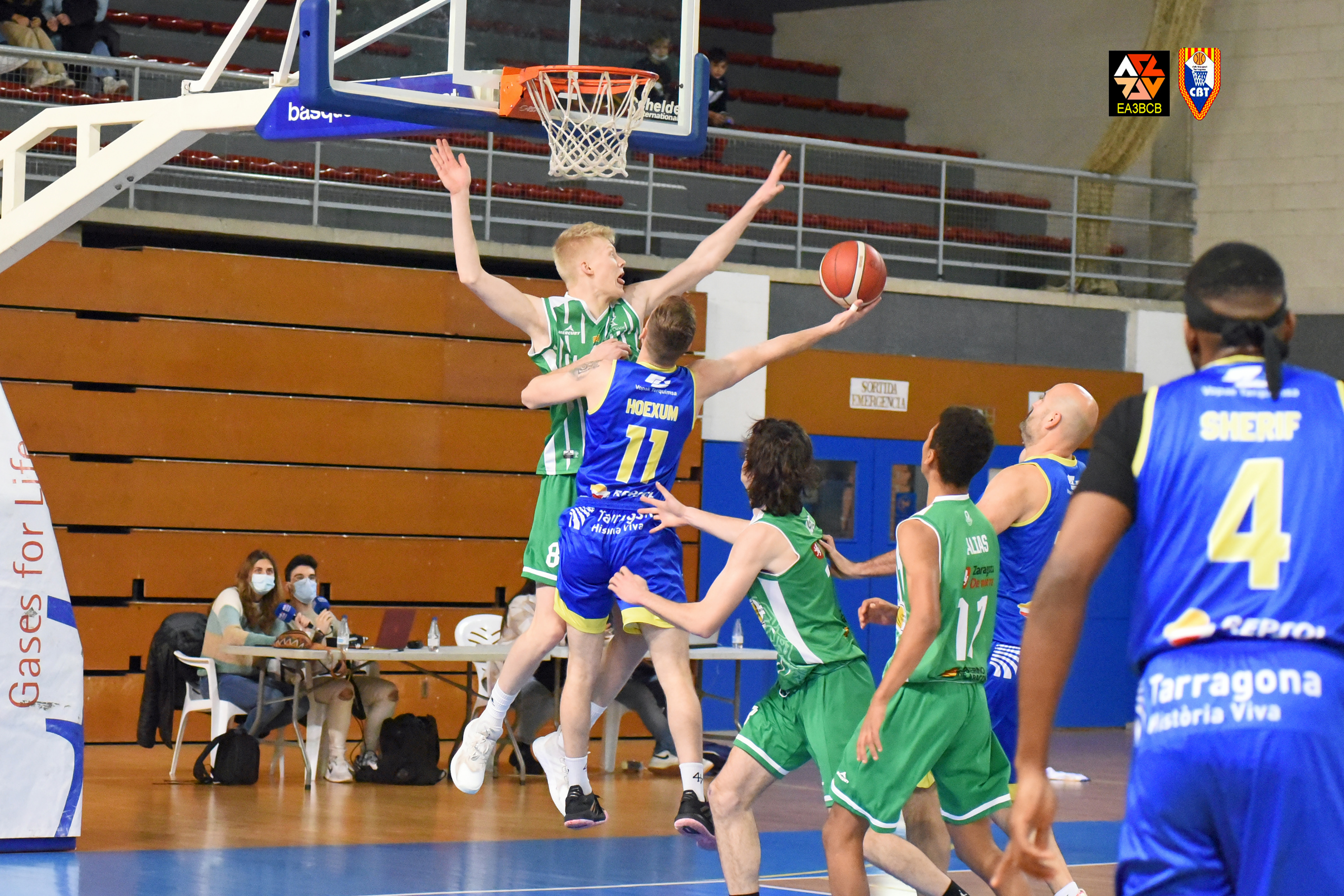 TORNAR A GUANYAR AL SERRALLO