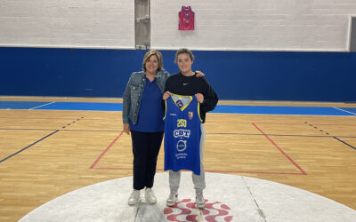 MARIA LAPIEZA ARRIBA ALS 250 PARTITS