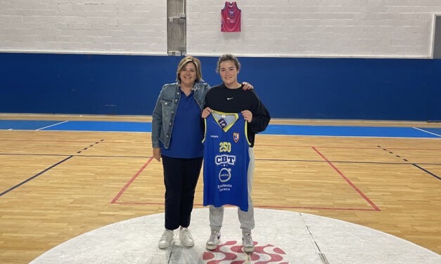 MARIA LAPIEZA ARRIBA ALS 250 PARTITS