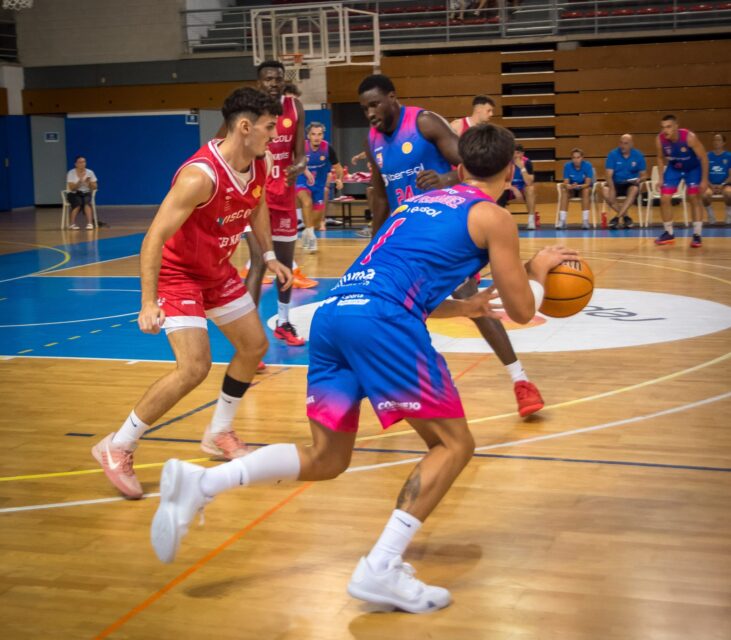 L’IBERSOL CBT PERD AMB EL CB NAVÀS L’ULTIM AMISTÓS DE LA PRETEMPORADA